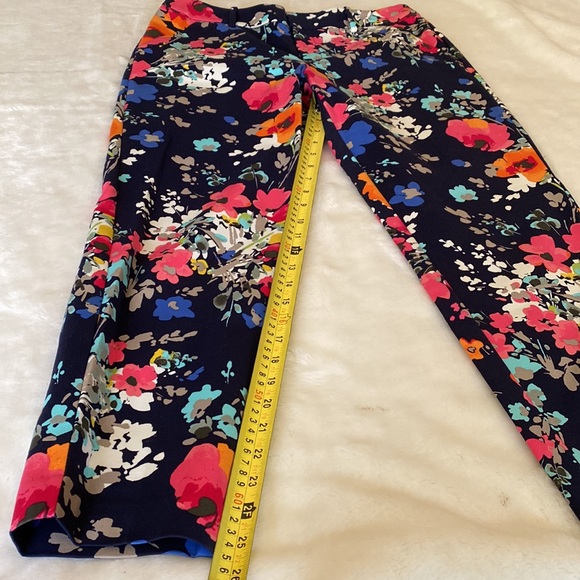 NWOT MERONA Floral Print Ankle Length Pants Size 10 - Picture 3 of 15